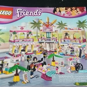 Lego set heartlake shopping mall